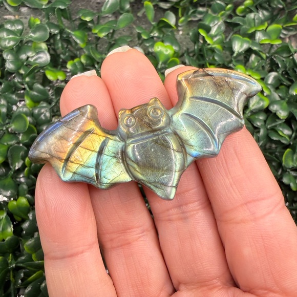 Flashy Labradorite Bat Carving - Picture 3 of 6
